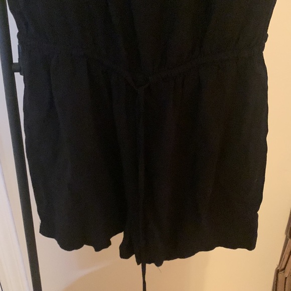 Forever 21 Romper  sz Medium - Picture 3 of 5